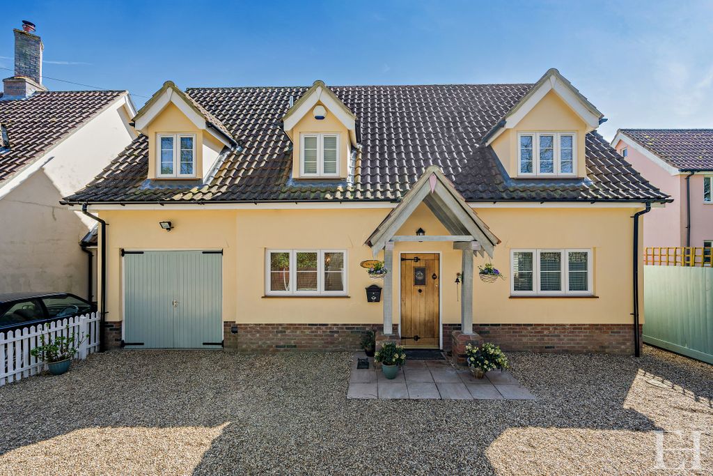 Property photo 1 of 40 8643242-Exteriorwm03-800