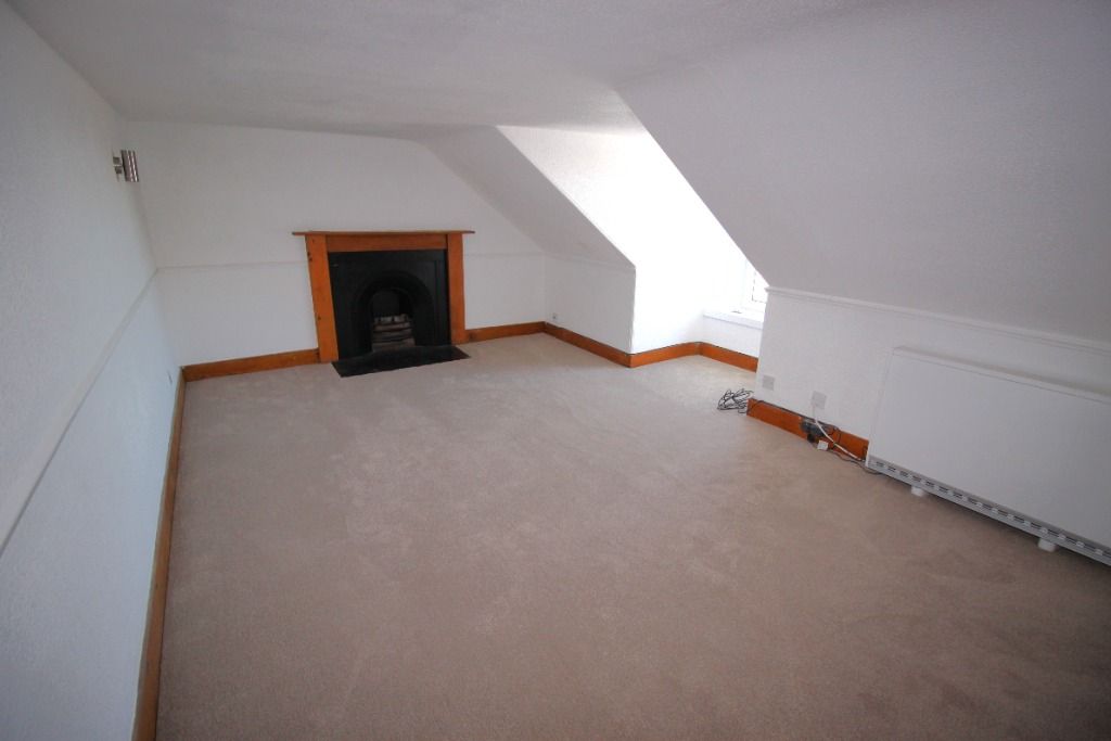 Property photo 3 of 12 Photo 3