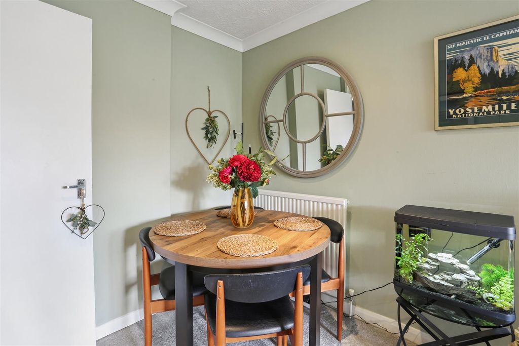 Property photo 3 of 19 1716337387 - 9.Jpg