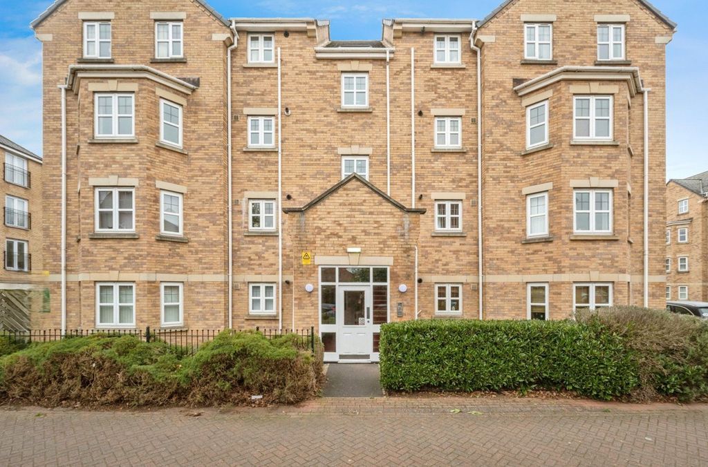 Property photo 1 of 11 Front