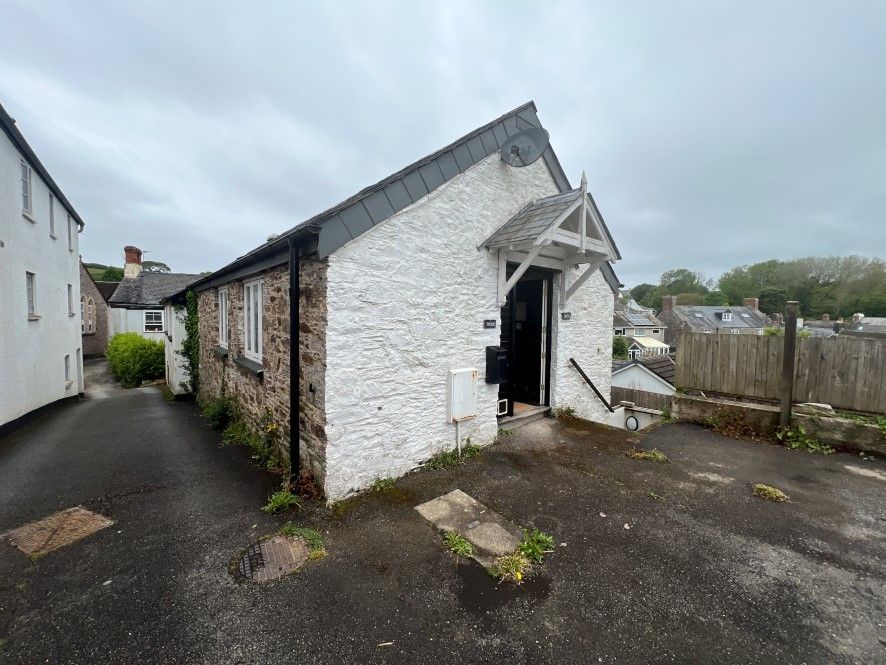 Property photo 1 of 9