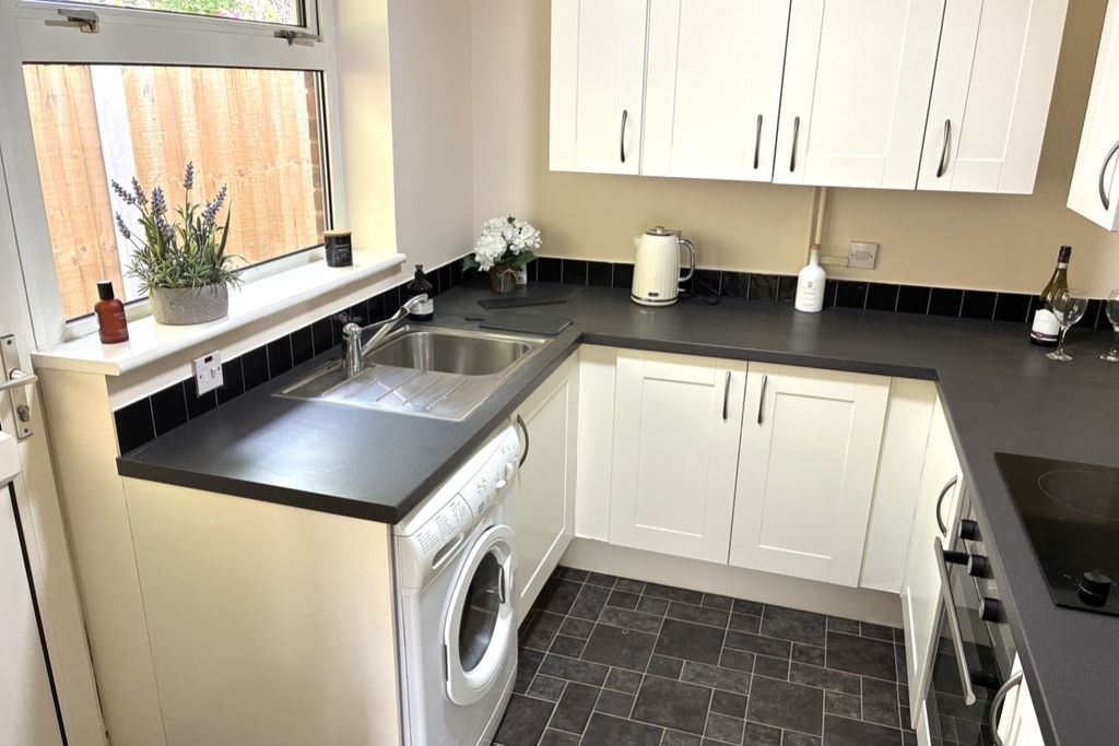 Property photo 2 of 19 K2