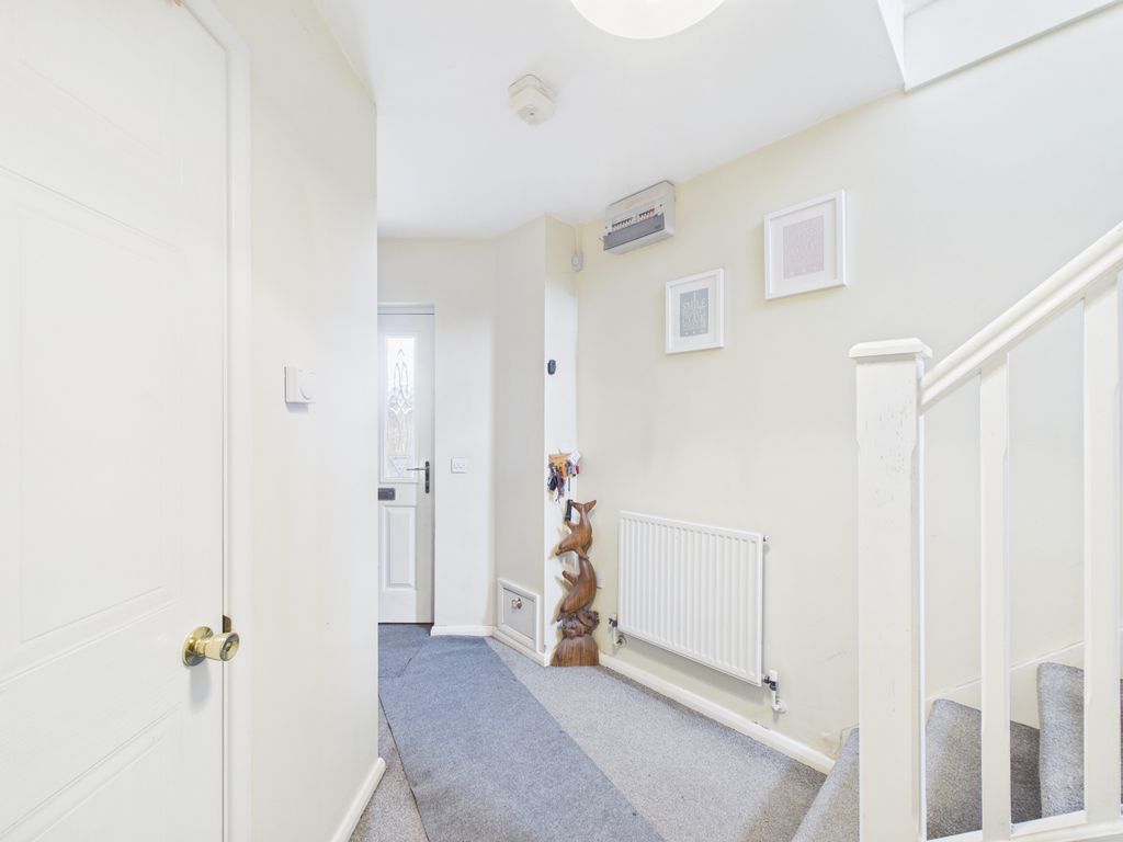 Property photo 3 of 35 Cam02023G0-Pr0213-Still018