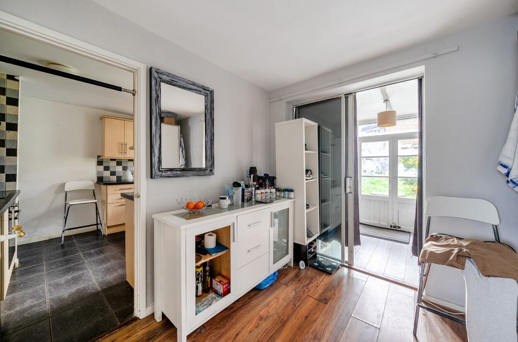 Property photo 3 of 20 1406061-10-699Ecf...