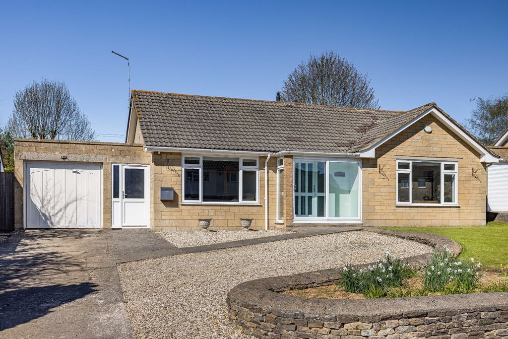 Property photo 1 of 14 Picture No. 25