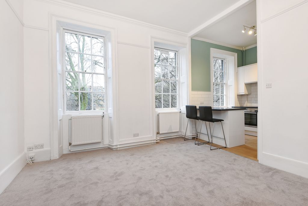 Property photo 2 of 8 Reception