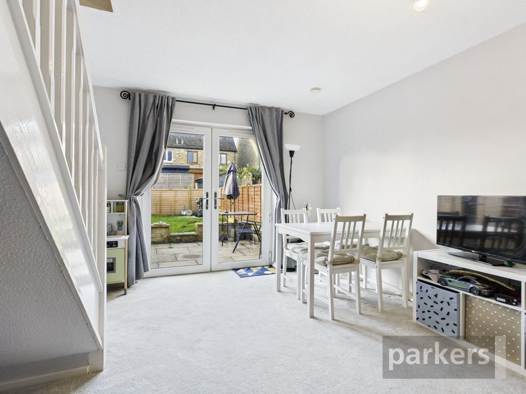 Property photo 3 of 15 Living Room