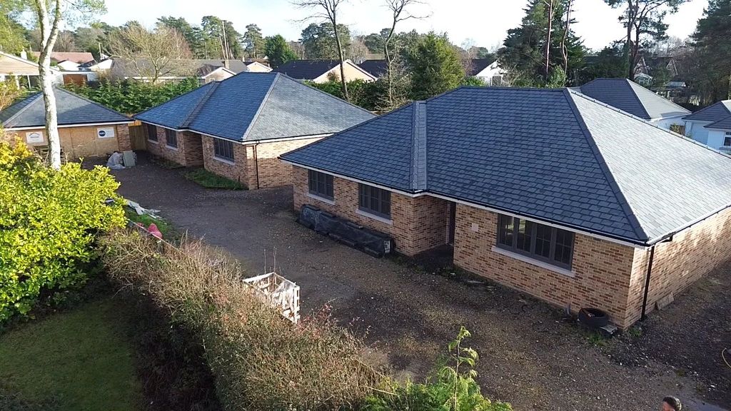 Property photo 3 of 12 Picture No. 14