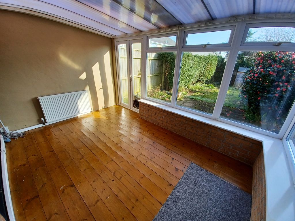 Property photo 3 of 26 Conservatory