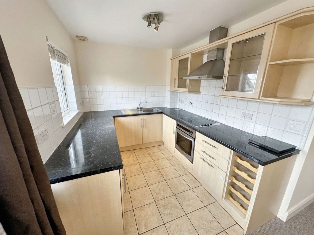 Property photo 2 of 8