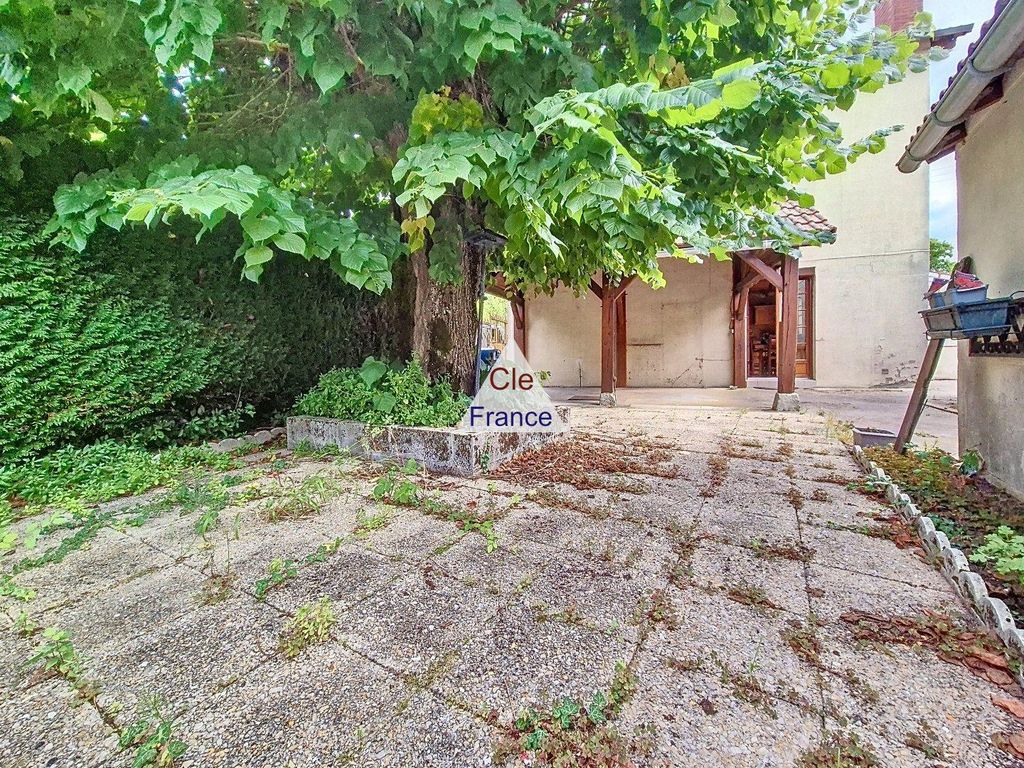 Property photo 2 of 15