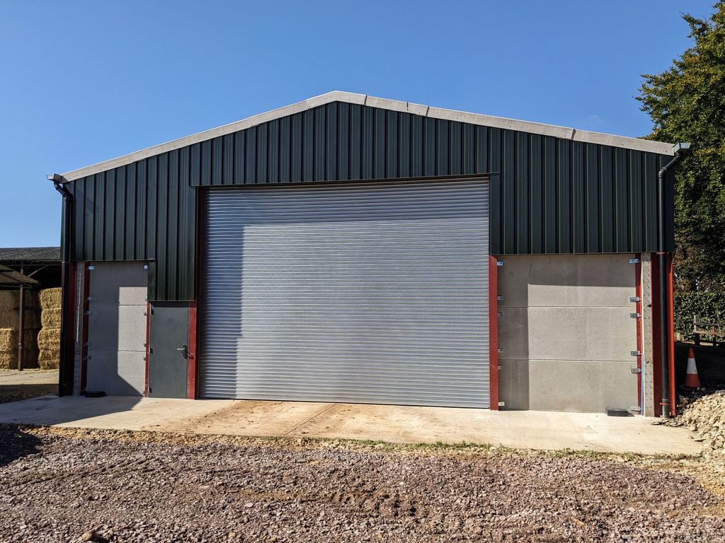 Property photo 1 of 4