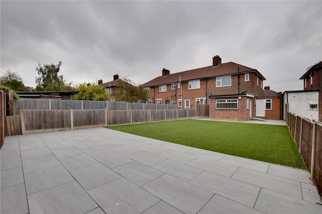 Property photo 1 of 17 Garden