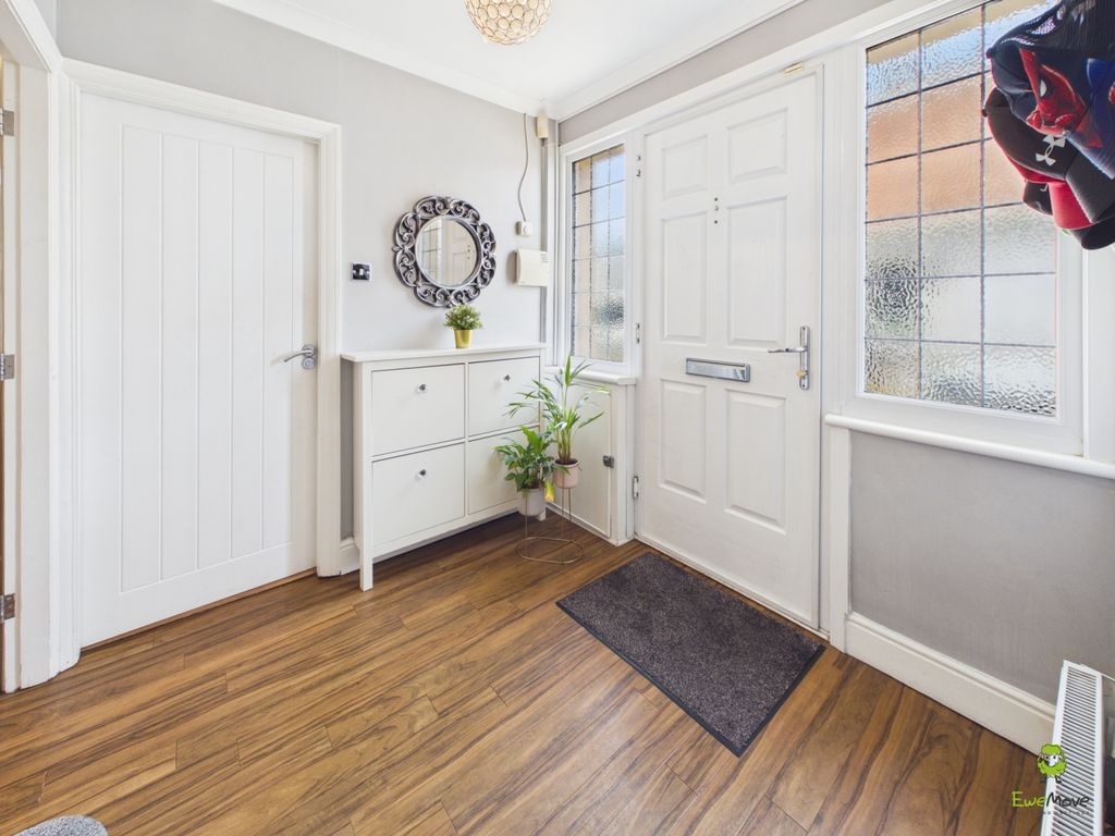 Property photo 2 of 26 Presented By Clinton At Ewemove Bexleyheath And Da