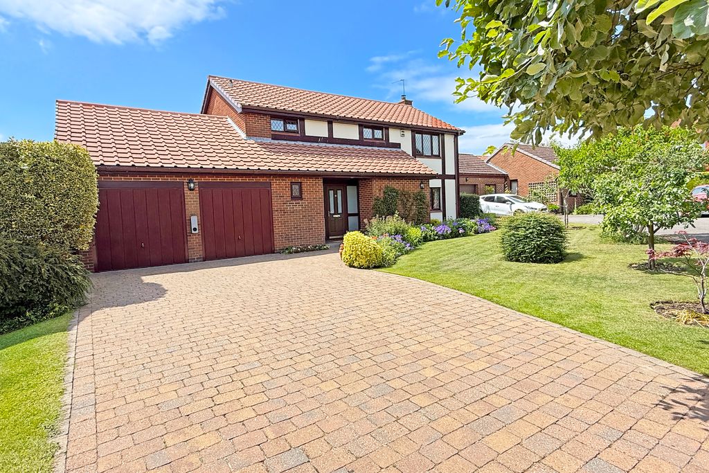 Property photo 1 of 21