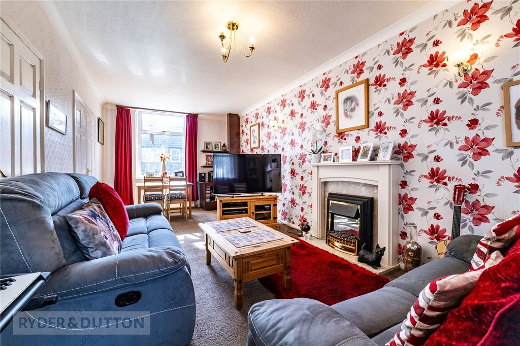 Property photo 2 of 14 Living Room