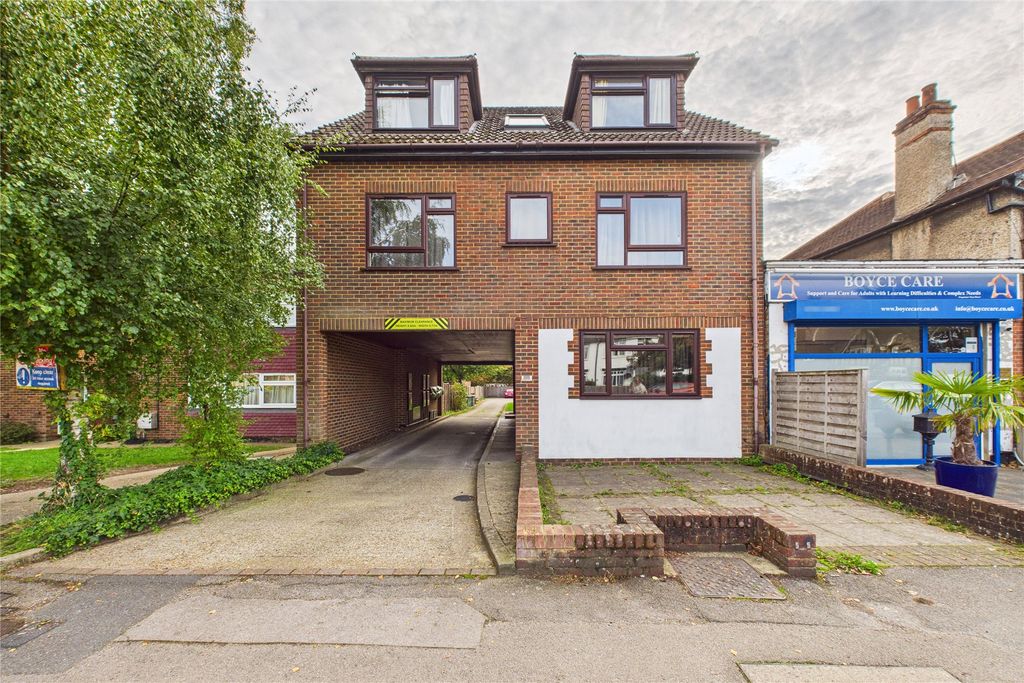 Property photo 3 of 8 Picture No. 01