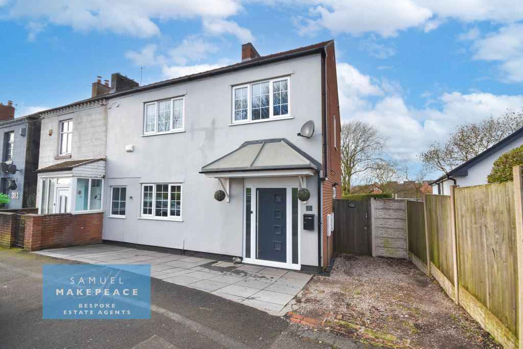 Property photo 1 of 33 Five Bedroom Semi Detached Property With Workshop &amp; Log Cabin