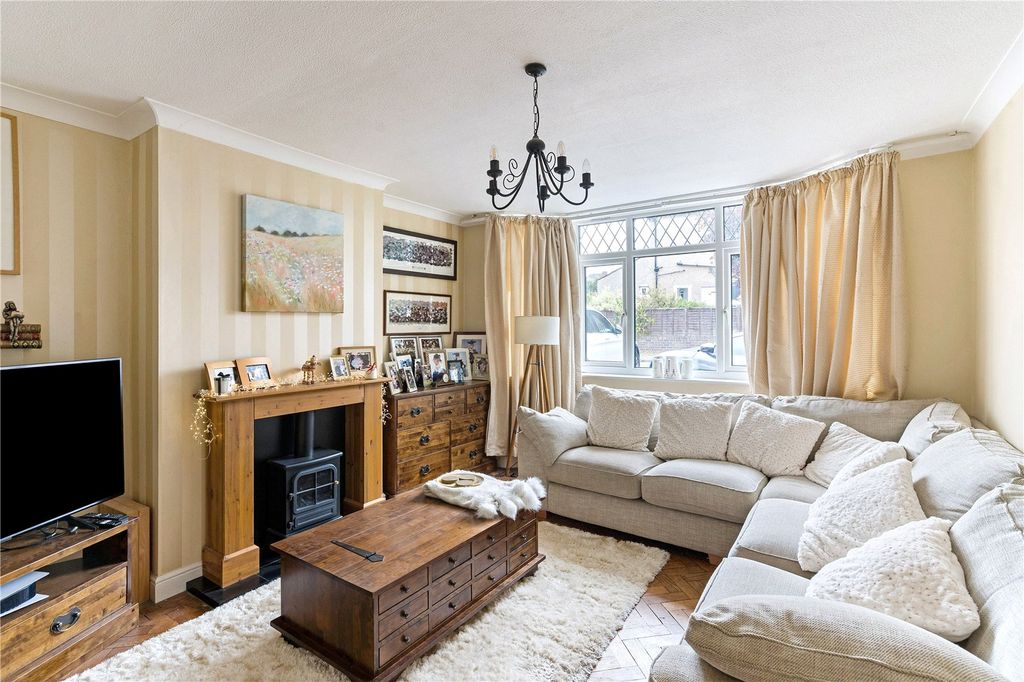 Property photo 2 of 15 Drawing Room