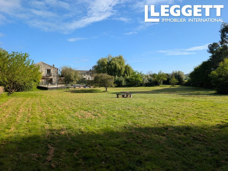 Property photo 2 of 10