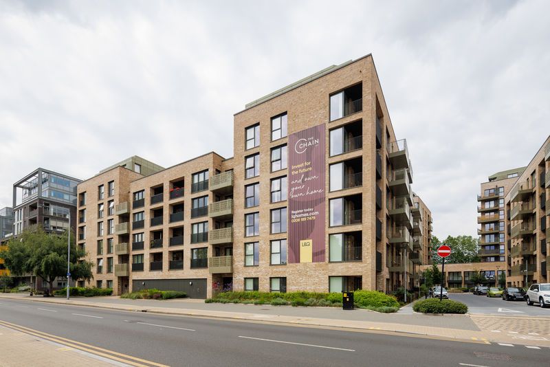 Property photo 1 of 9 Photo 10