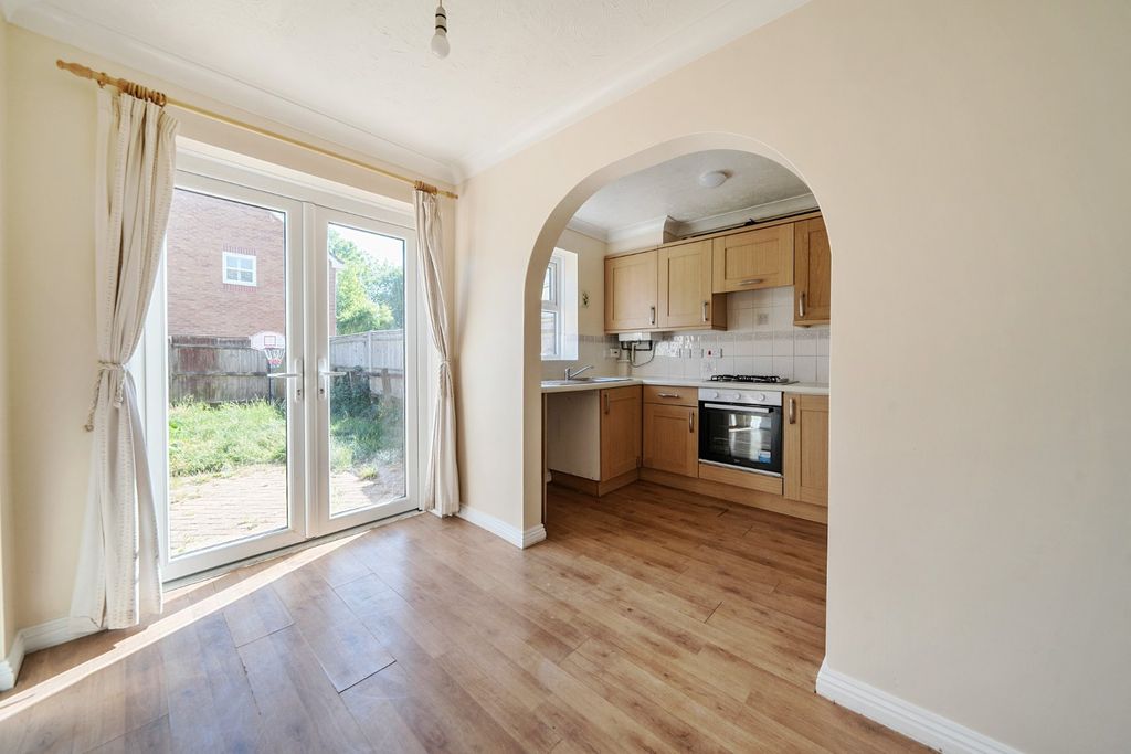 Property photo 3 of 12 Picture No. 25