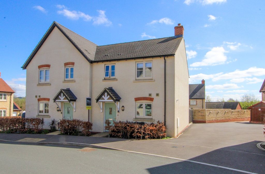 Property photo 1 of 24