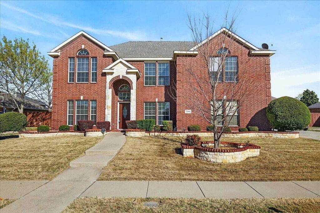 Property photo 1 of 31