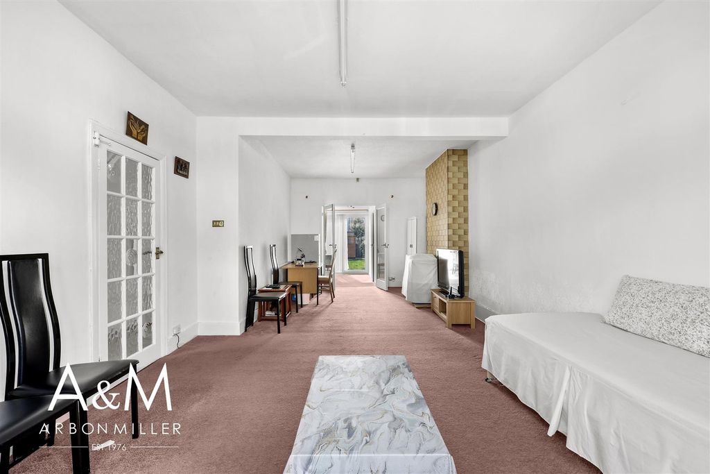 Property photo 2 of 27 4D4A0742.Jpg