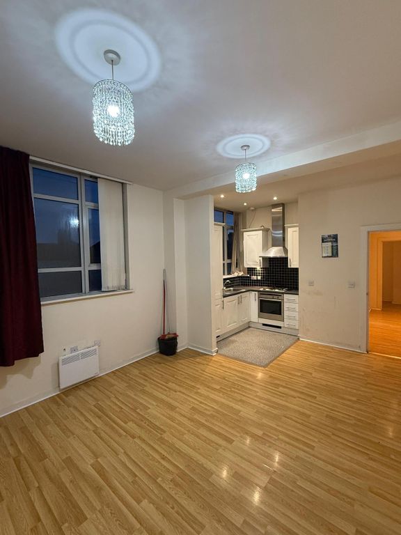 Property photo 1 of 5 1 Bedroom Flat - Flat 5 Brooks Court , Ig11 9Ju
