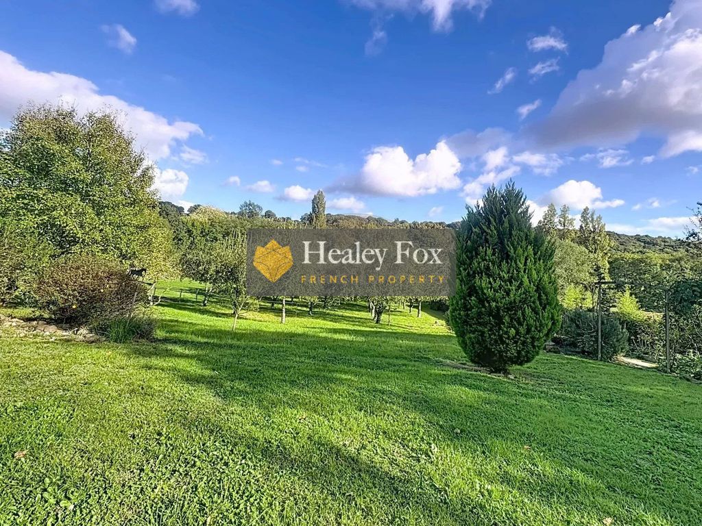 Property photo 2 of 22