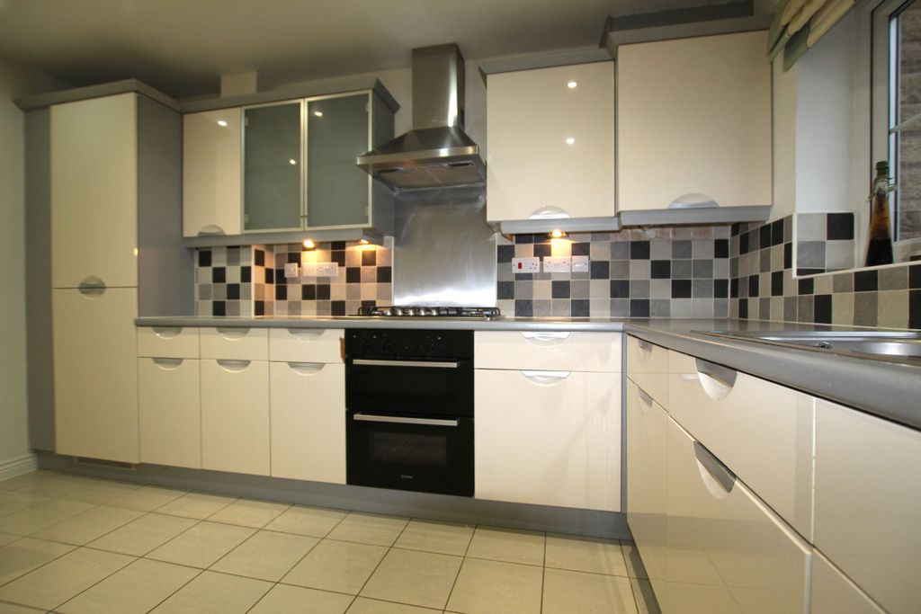 Property photo 3 of 29