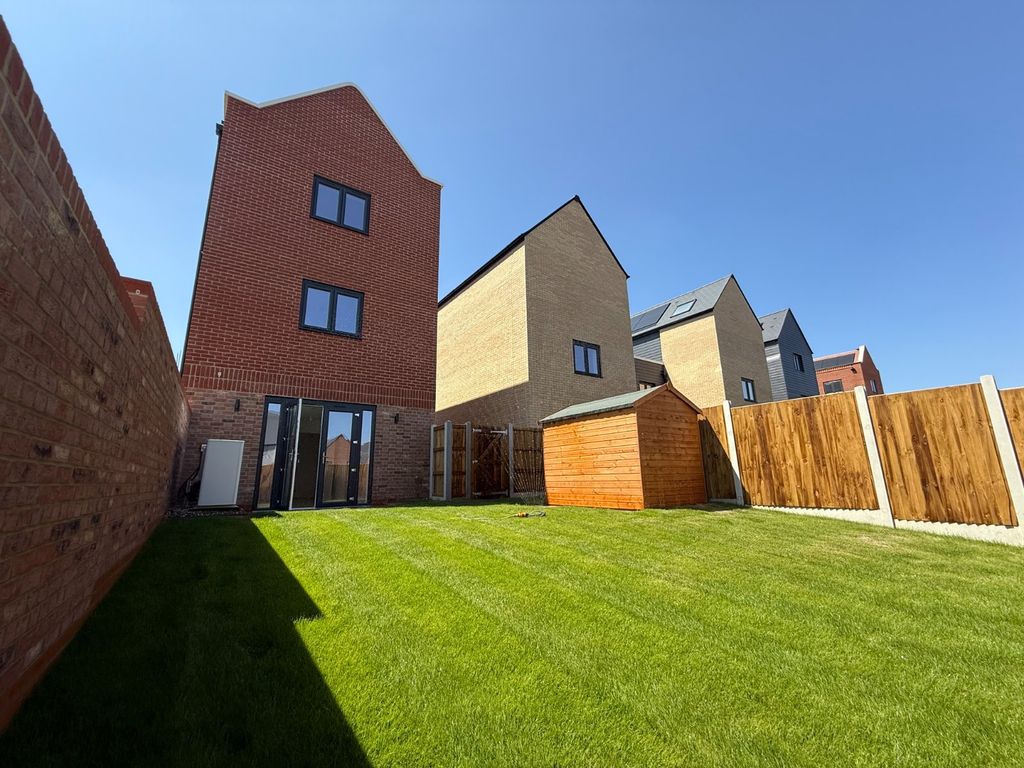 Property photo 1 of 11 Picture No. 01