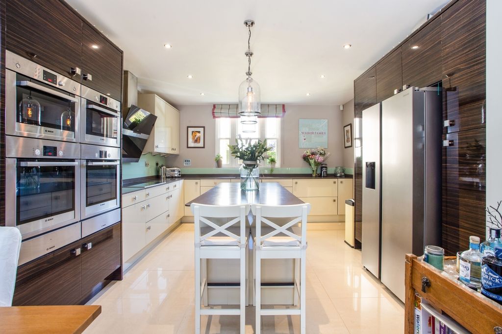 4 bed detached house to rentMornington Drive, Winchester SO22