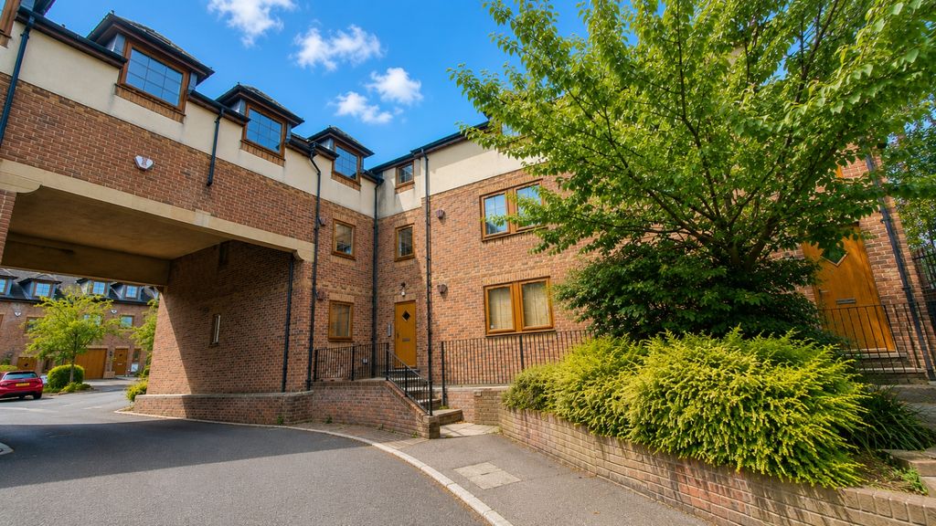 Property photo 1 of 11 Picture No. 26