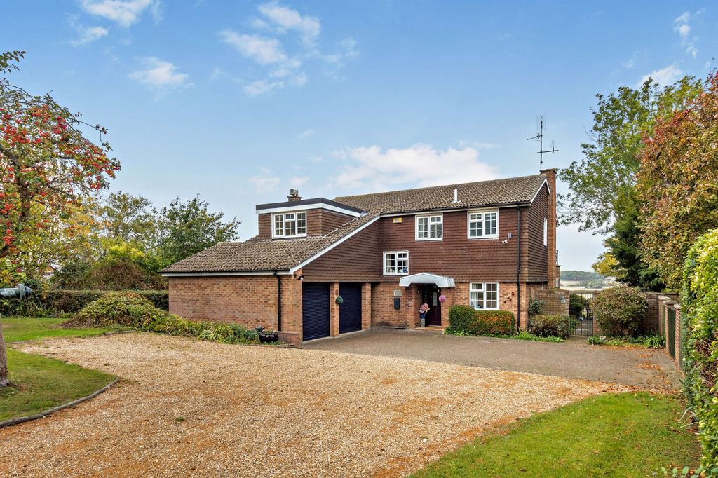 Property photo 1 of 17 Picture No. 02