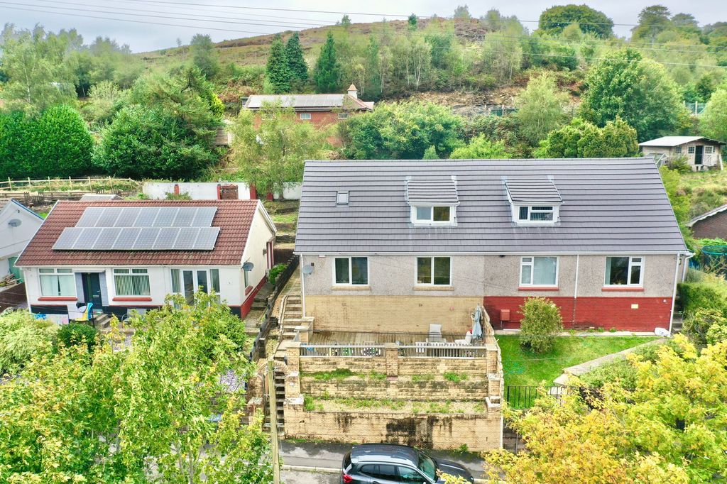 Additional image 19 of 4 bed bungalow for saleFarm Road, Crumlin NP11