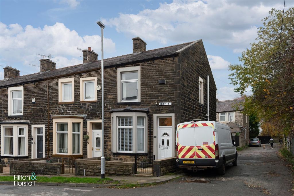 Property photo 1 of 12 Terry Street