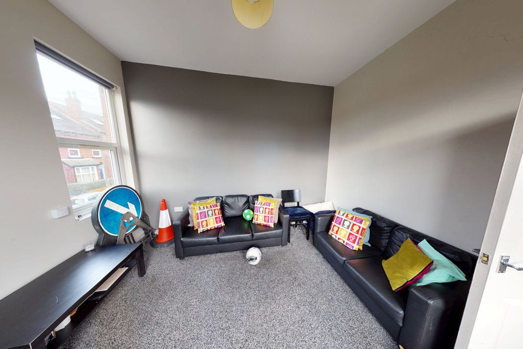 Property photo 1 of 8 Jpg