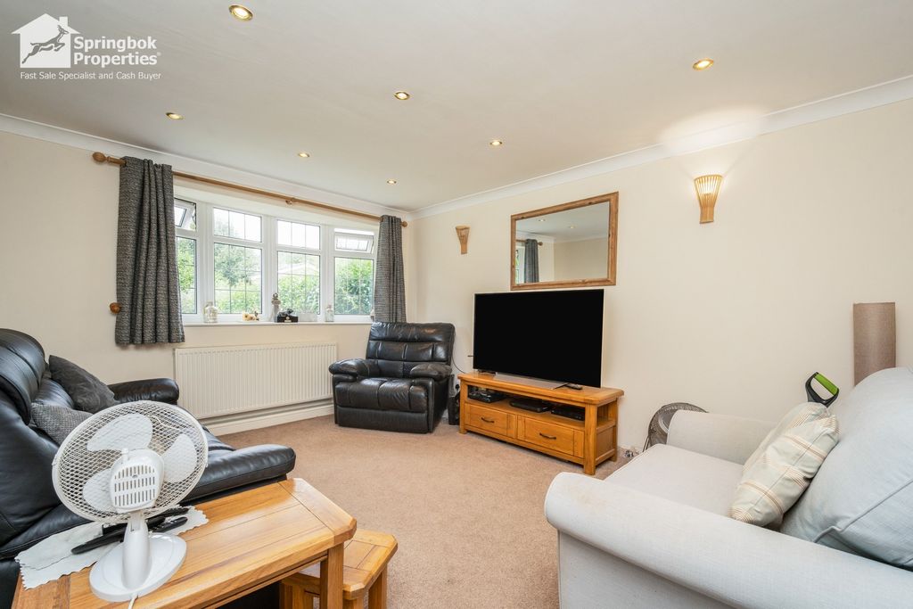 Property photo 2 of 18 Image 1