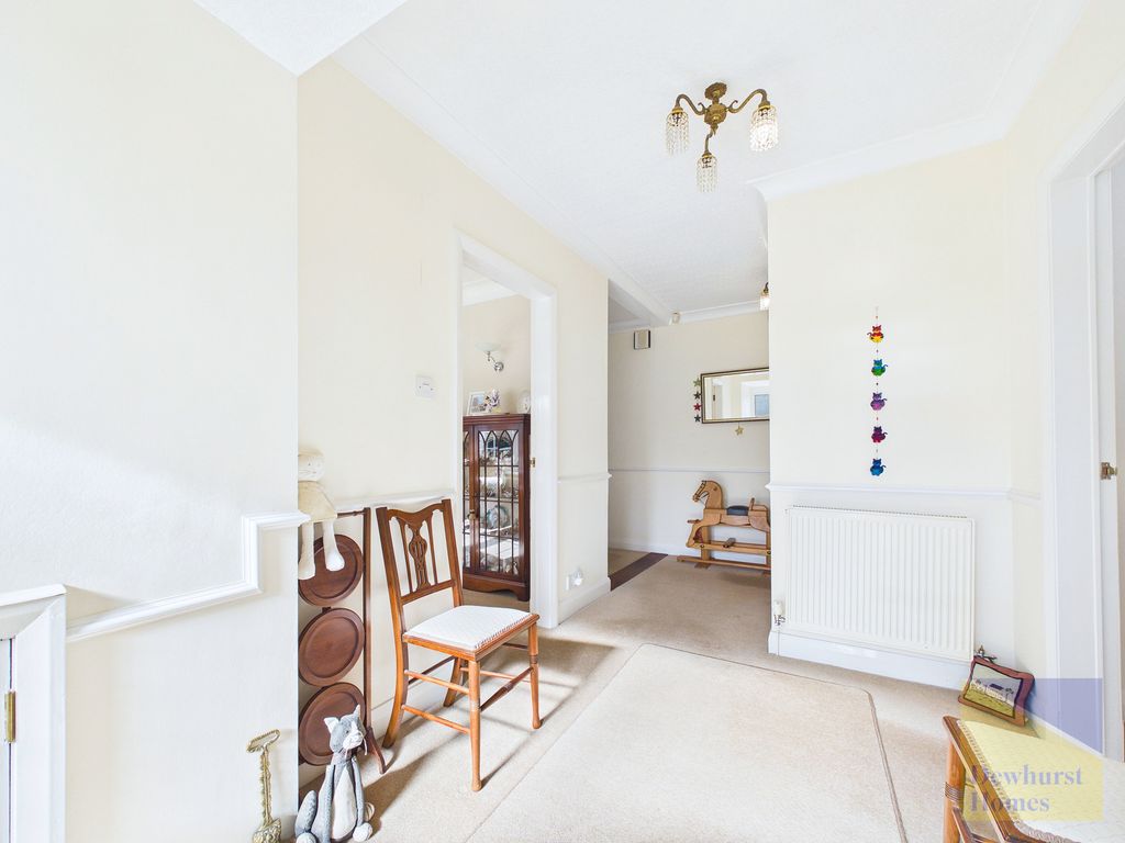 Property photo 3 of 27