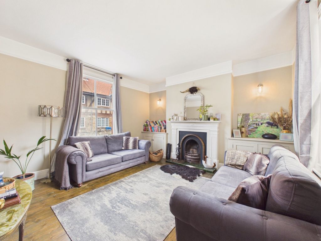 Property photo 2 of 15 5171534