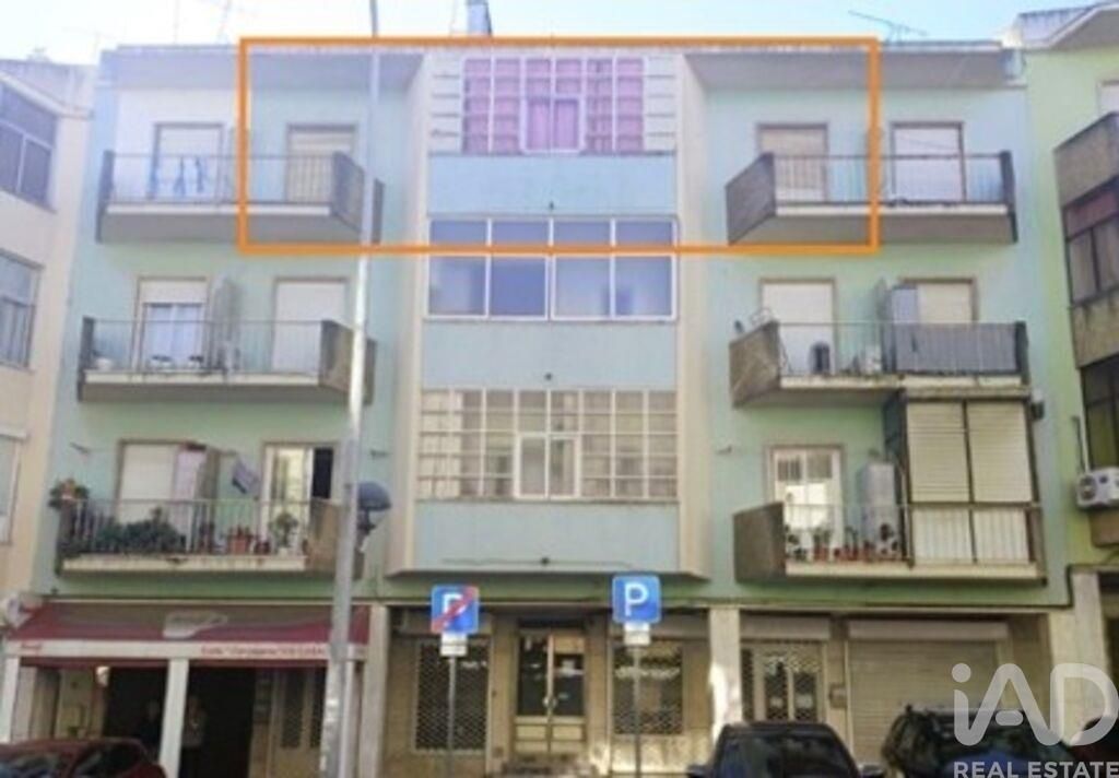 Property photo 1 of 3