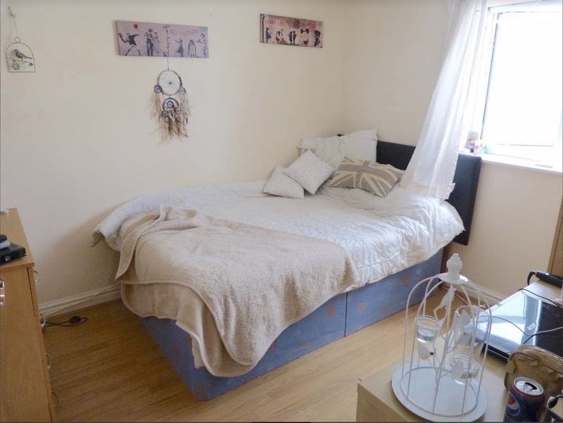 Property photo 3 of 5 Photo 1