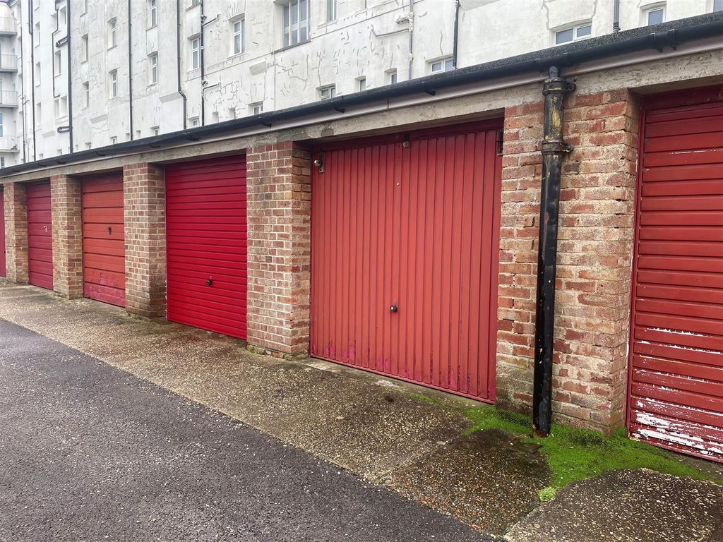 Property photo 3 of 3 Garage