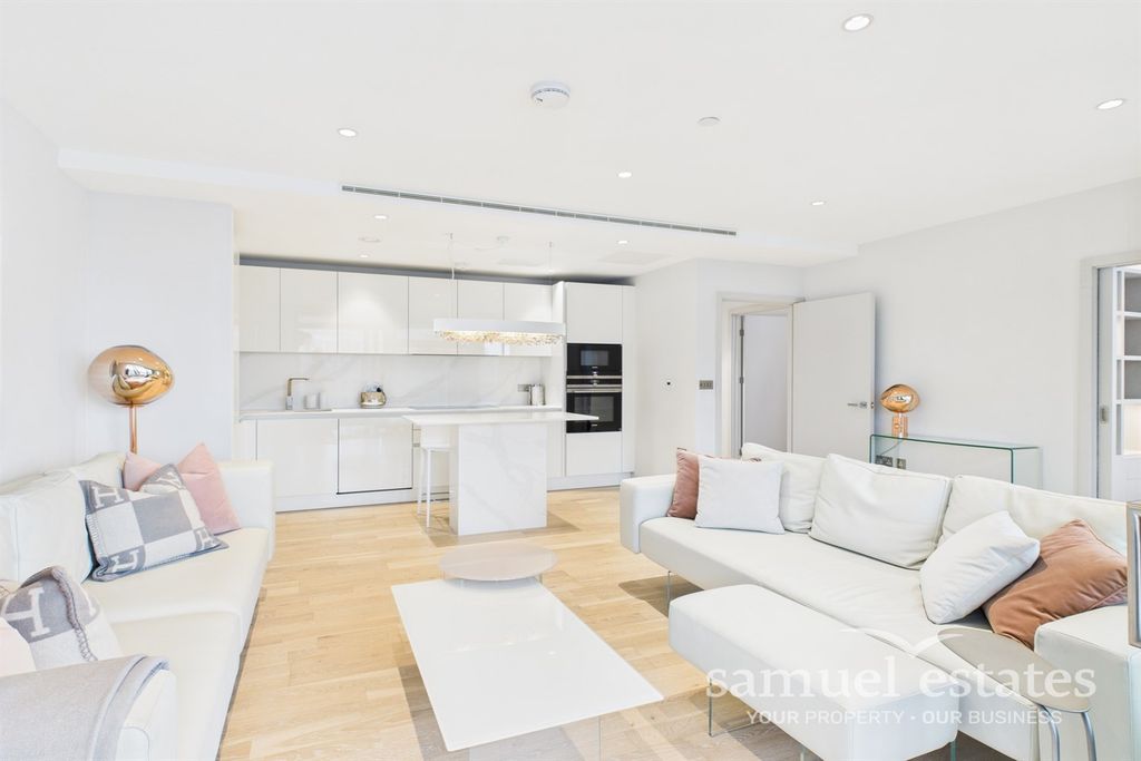 Property photo 1 of 26 Living Area/Kitchen