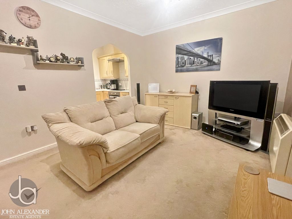 Property photo 2 of 11 20260106_180938443_0.5