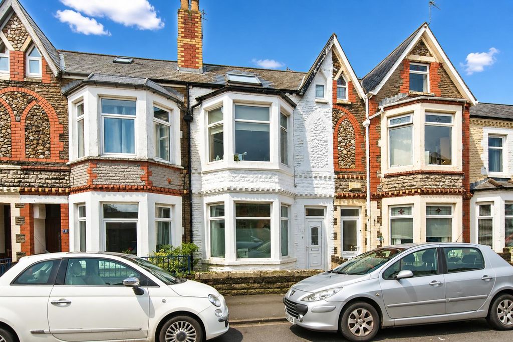 Property photo 1 of 12 c7F09435-969A-4444-80Cb-4E3c5458A4Ad.Png