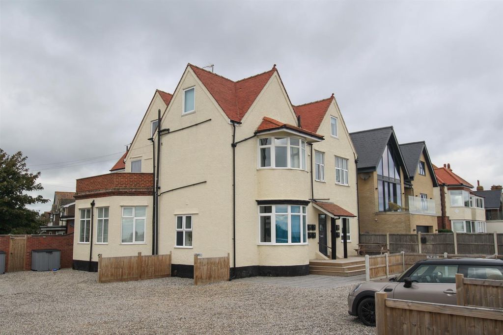 Property photo 1 of 12 Img_1231 - Copy.Jpg