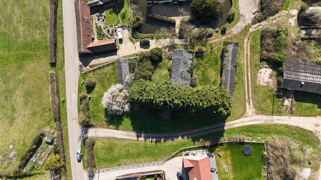 Property photo 2 of 11 Dji_20260319114214_0149_D.Jpg